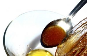 5 Best Homemade Coconut Face Masks