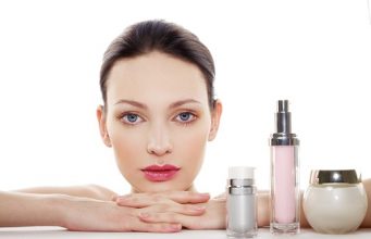 8 Best Beauty Products For Glowing Skin